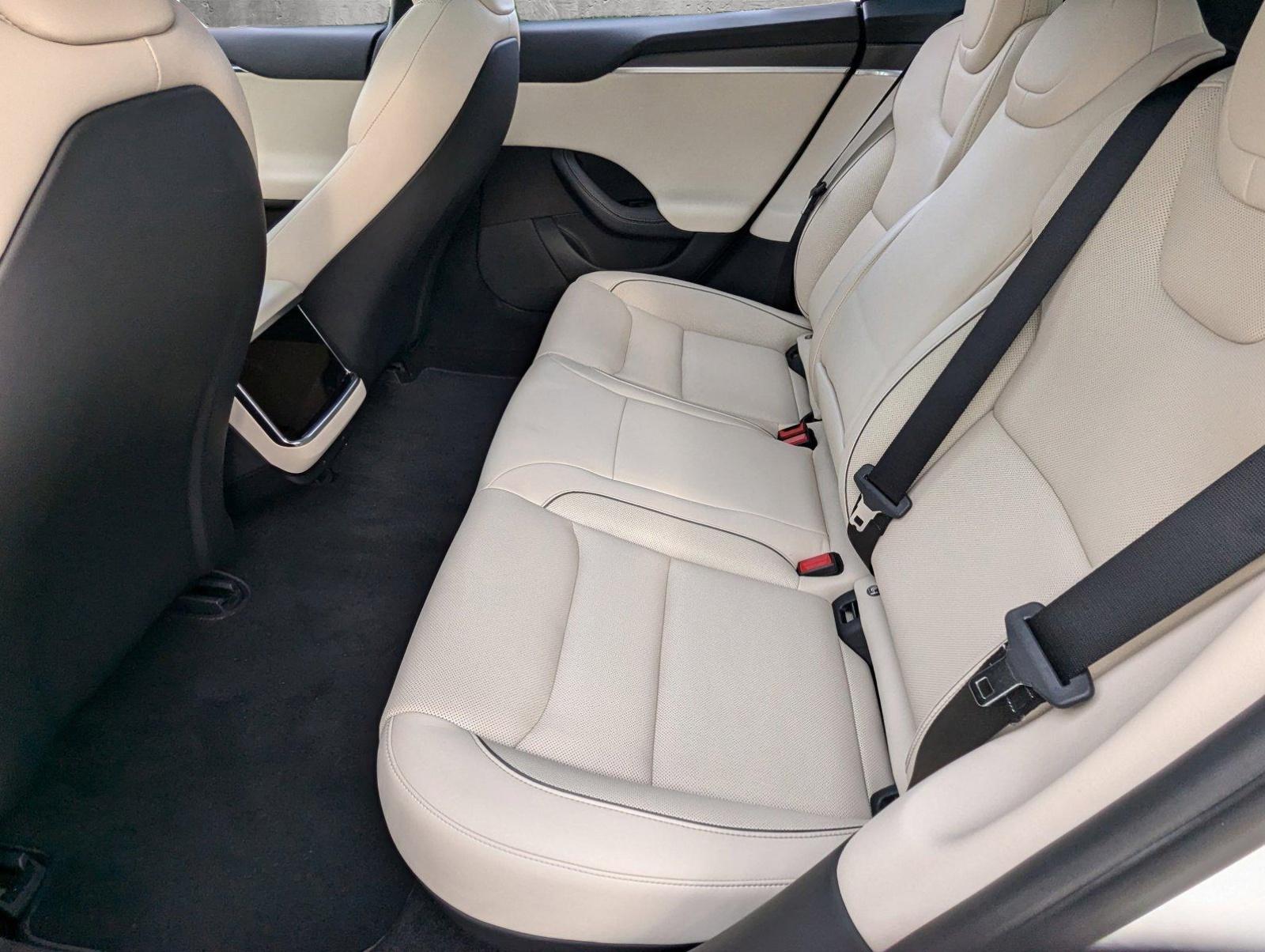 2023 Tesla Model S Vehicle Photo in Pembroke Pines , FL 33027