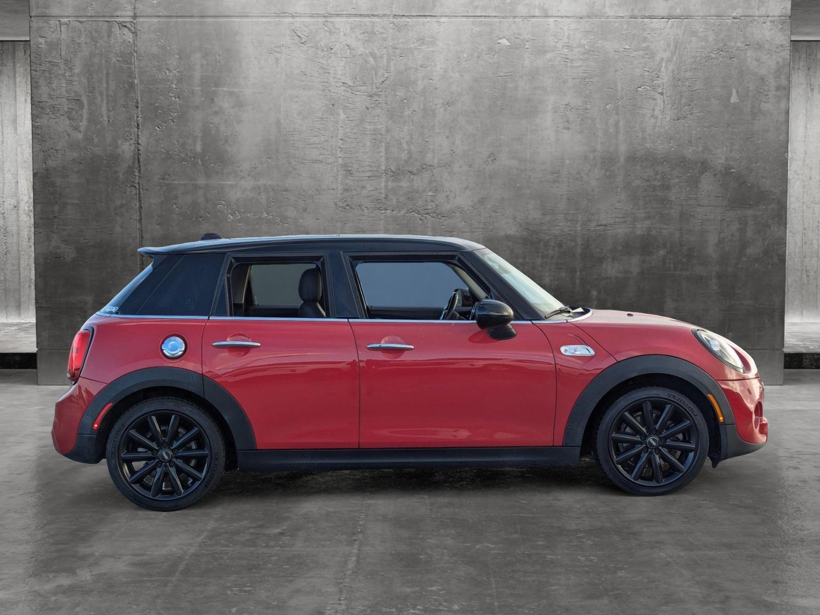 2019 MINI Hardtop 4 Door Vehicle Photo in MIAMI, FL 33172-3015