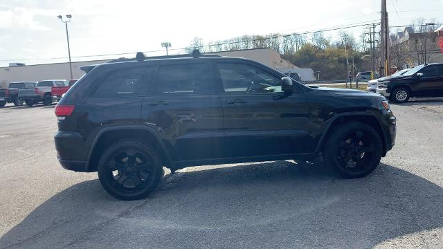 2018 Jeep Grand Cherokee Vehicle Photo in MOON TOWNSHIP, PA 15108-2571