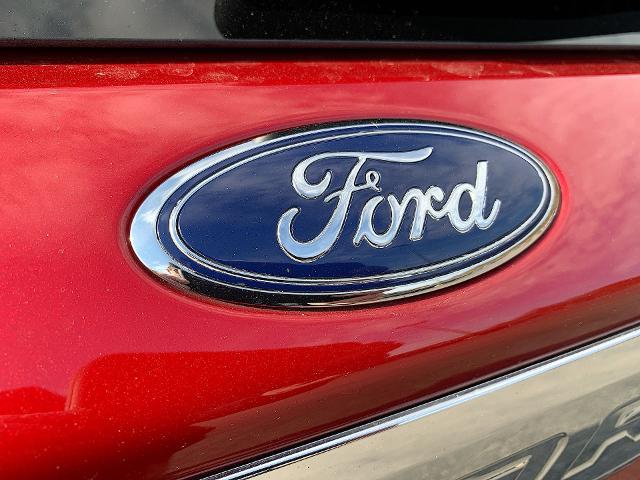 2020 Ford Explorer Vehicle Photo in MOON TOWNSHIP, PA 15108-2571