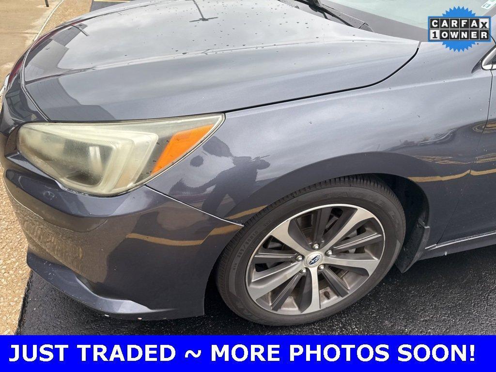 2015 Subaru Legacy Vehicle Photo in Saint Charles, IL 60174