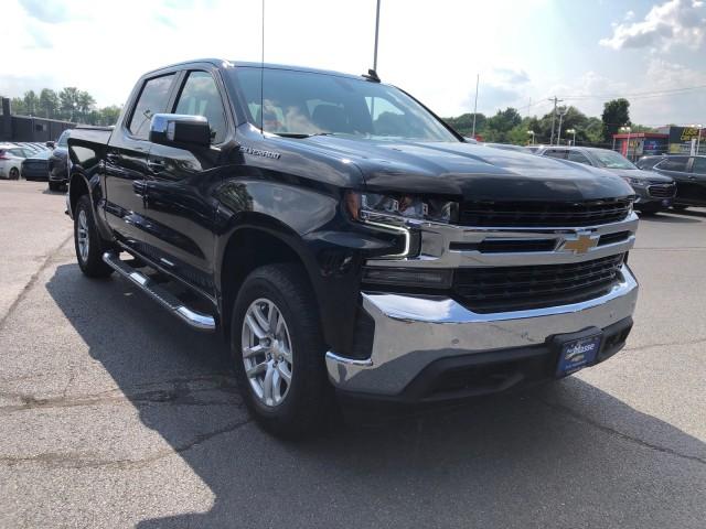 Certified 2021 Chevrolet Silverado 1500 LT with VIN 1GCUYDED1MZ306025 for sale in East Providence, RI