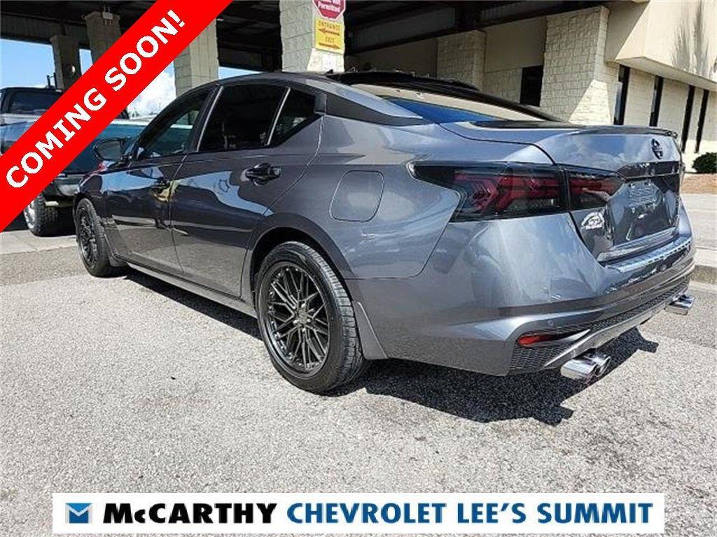 Used 2020 Nissan Altima SR with VIN 1N4AL4CV1LC174629 for sale in Kansas City