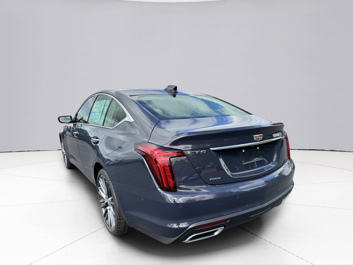 2025 Cadillac CT5 Vehicle Photo in LEOMINSTER, MA 01453-2952