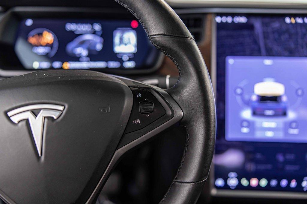 2021 Tesla Model X Vehicle Photo in Saint Charles, IL 60174