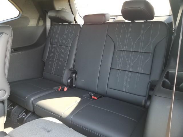 2025 Buick Enclave Vehicle Photo in ELYRIA, OH 44035-6349