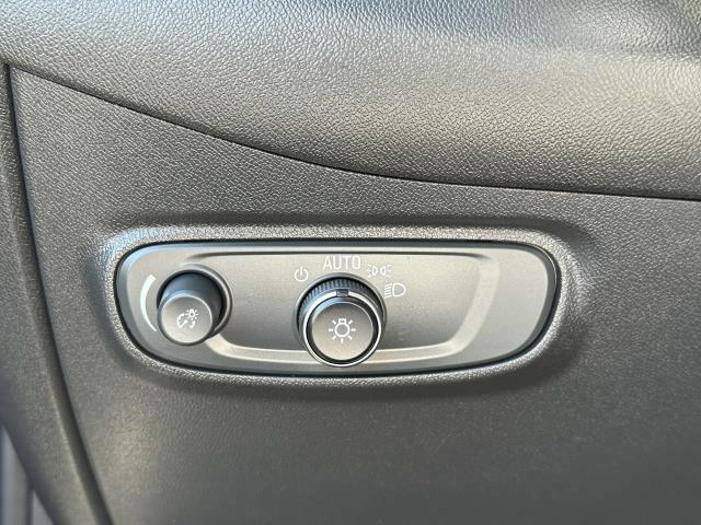 2022 Chevrolet Equinox Vehicle Photo in SAINT JAMES, NY 11780-3219