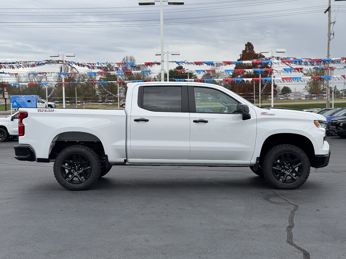 2025 Chevrolet Silverado 1500 Vehicle Photo in BOONVILLE, IN 47601-9633