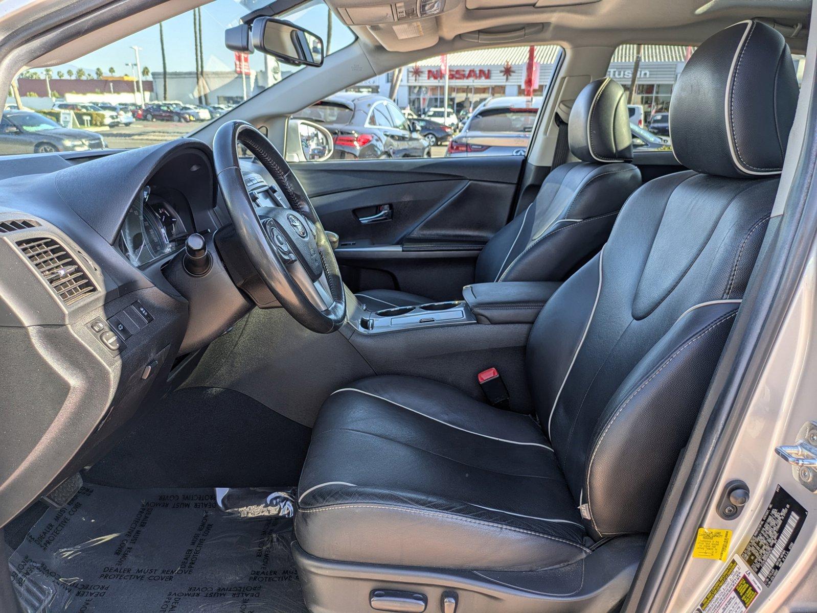 2013 Toyota Venza Vehicle Photo in Tustin, CA 92782