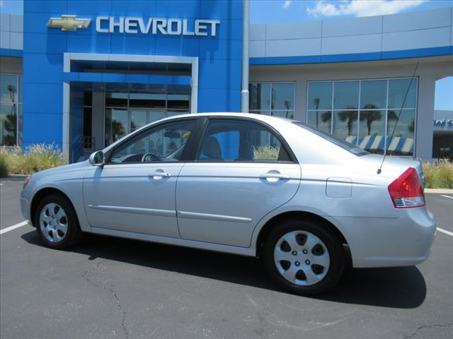 2009 Kia Spectra Vehicle Photo in LEESBURG, FL 34788-4022