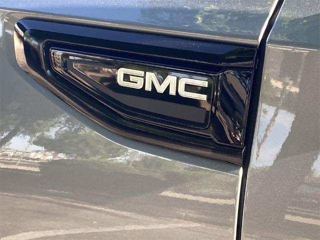 2023 GMC Yukon Vehicle Photo in GOODYEAR, AZ 85338-1310