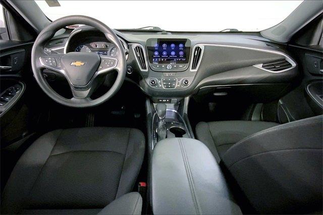 2024 Chevrolet Malibu Vehicle Photo in KANSAS CITY, MO 64114-4502