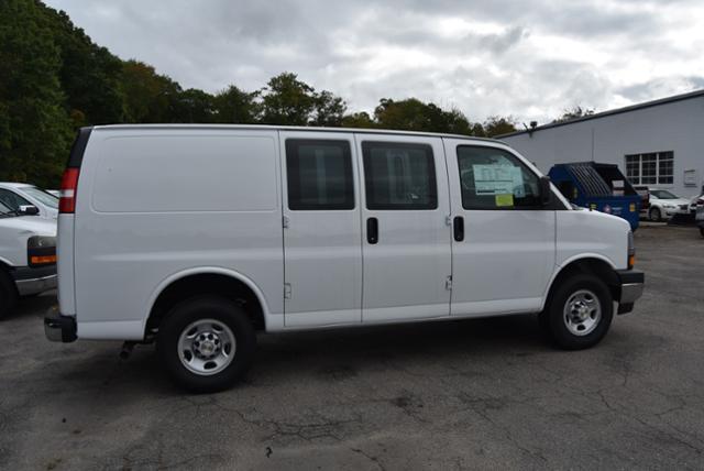 2024 Chevrolet Express Cargo 2500 Vehicle Photo in WHITMAN, MA 02382-1041