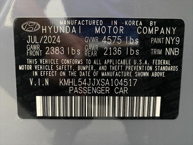 2025 Hyundai SONATA Hybrid Vehicle Photo in Appleton, WI 54913