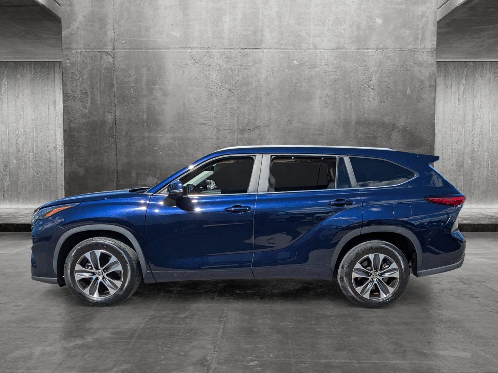 2023 Toyota Highlander Vehicle Photo in Winter Park, FL 32792