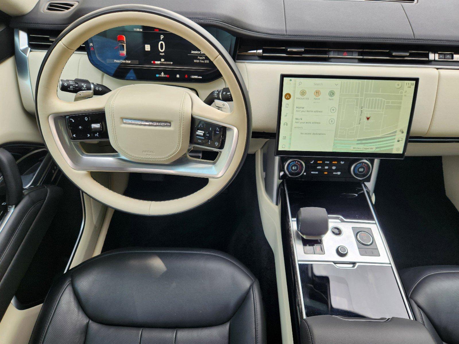 2023 Land Rover Range Rover Vehicle Photo in GRAPEVINE, TX 76051-8302