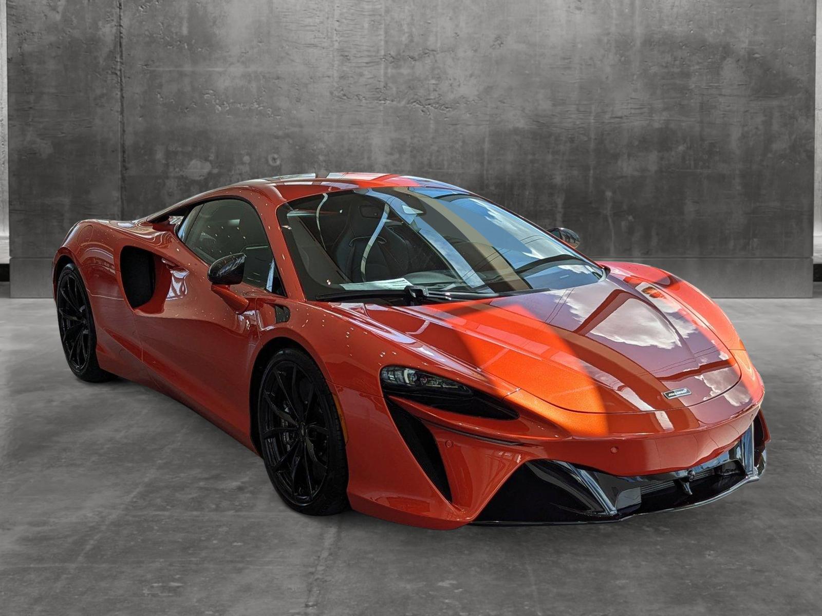 2023 McLaren Artura Vehicle Photo in Delray Beach, FL 33444