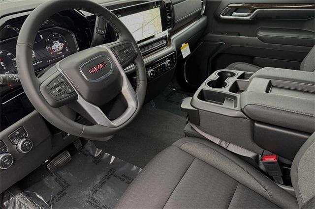 2025 GMC Sierra 1500 Vehicle Photo in ELK GROVE, CA 95757-8703