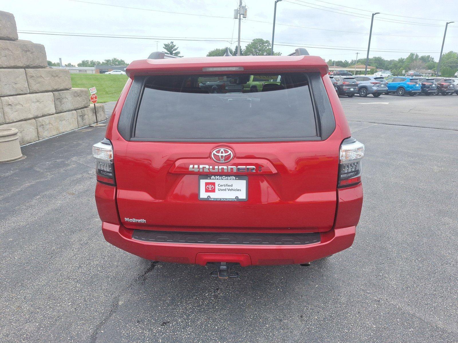 2021 Toyota 4Runner Vehicle Photo in Cedar Rapids, IA 52402