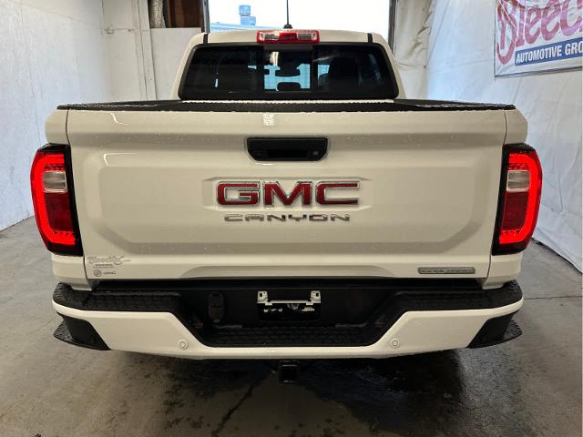 2024 GMC Canyon Vehicle Photo in RED SPRINGS, NC 28377-1640