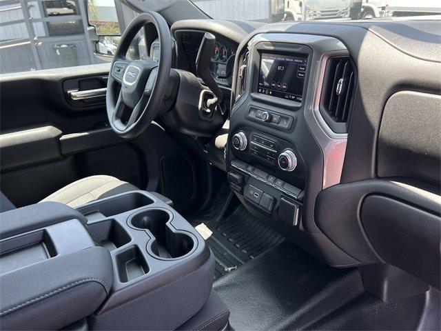 2024 GMC Sierra 2500 HD Vehicle Photo in PASADENA, CA 91107-3803