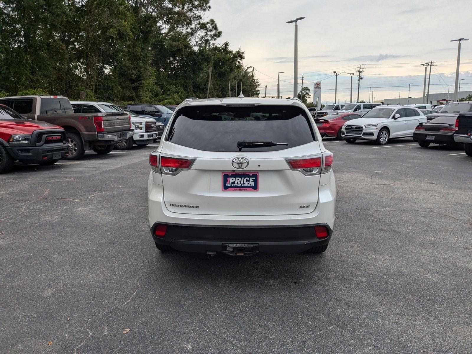 2016 Toyota Highlander Vehicle Photo in Panama City, FL 32401