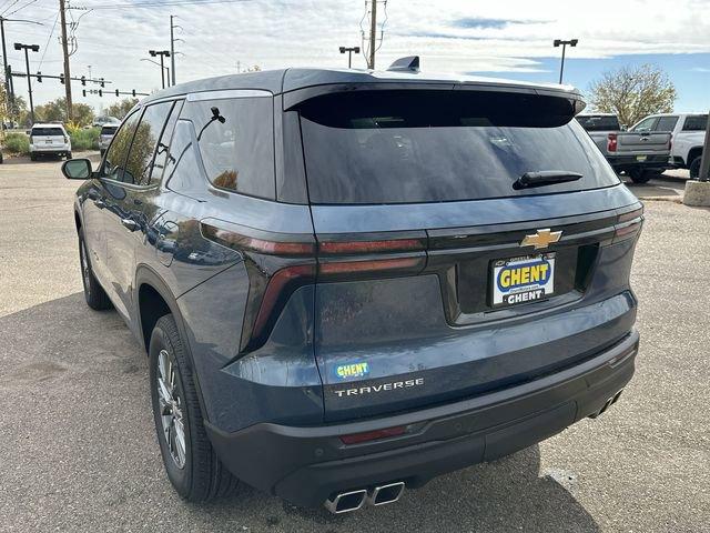 2024 Chevrolet Traverse Vehicle Photo in GREELEY, CO 80634-4125