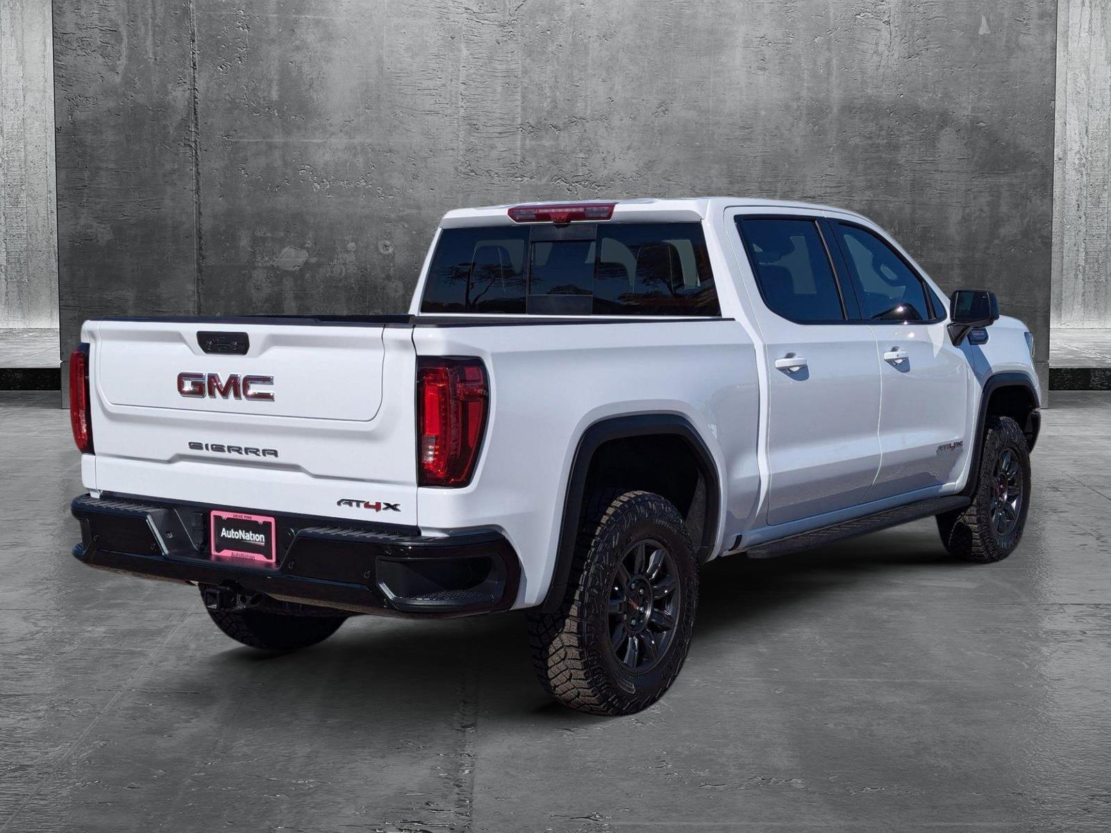 2024 GMC Sierra 1500 Vehicle Photo in PEORIA, AZ 85382-3715