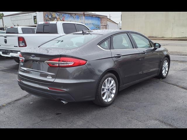 Used 2019 Ford Fusion SE with VIN 3FA6P0HD0KR250540 for sale in Stigler, OK