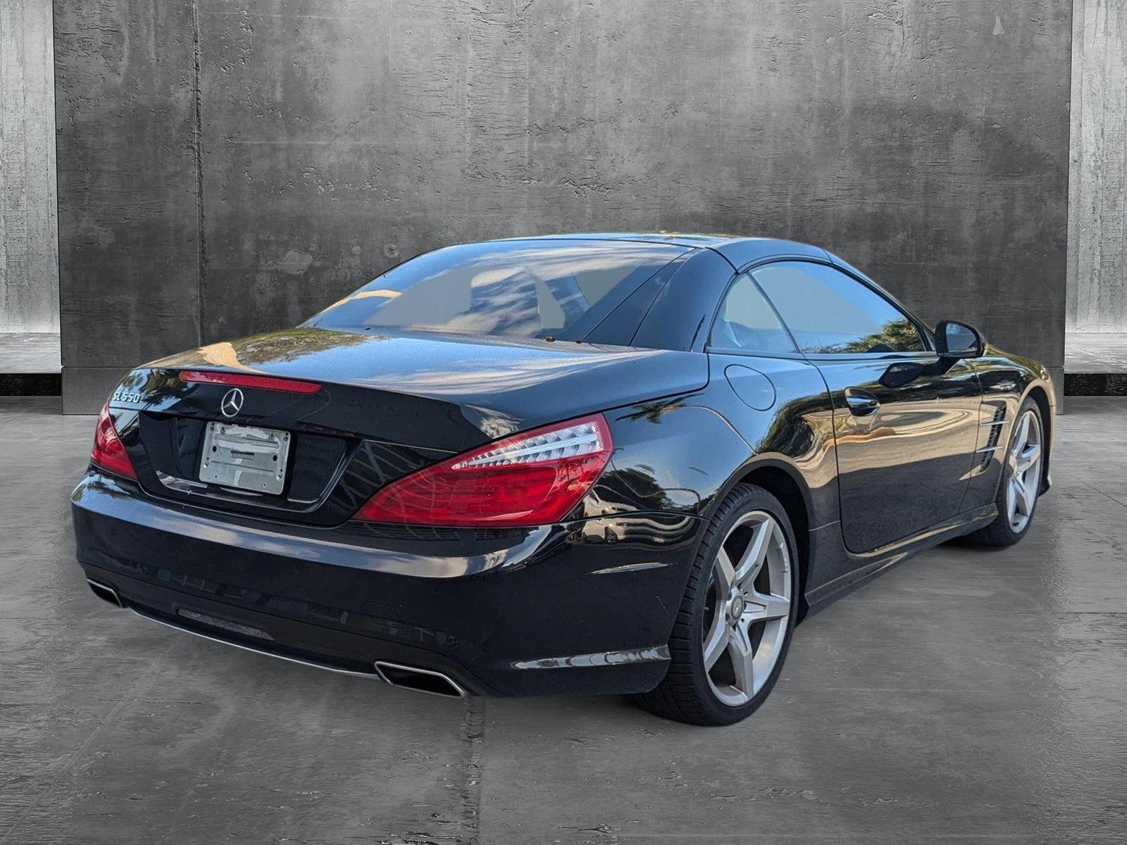 2013 Mercedes-Benz SL-Class Vehicle Photo in Pompano Beach, FL 33064