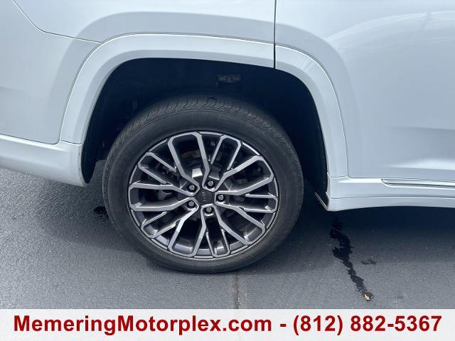 2023 Jeep Grand Cherokee L Vehicle Photo in VINCENNES, IN 47591-5519