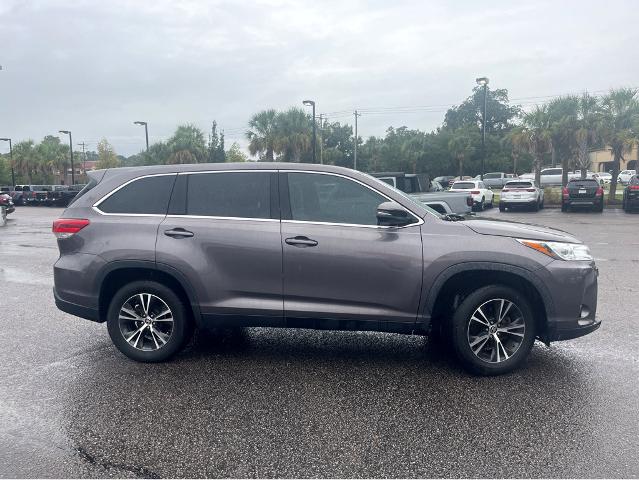 2019 Toyota Highlander Vehicle Photo in BEAUFORT, SC 29906-4218