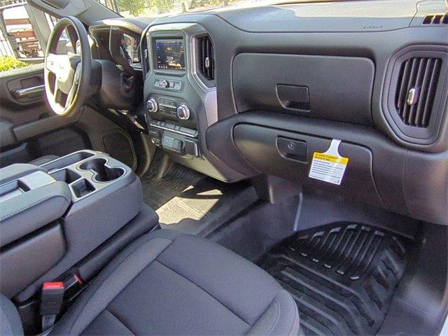 2024 GMC Sierra 2500 HD Vehicle Photo in PASADENA, CA 91107-3803