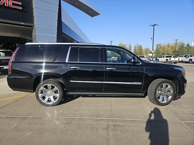 Used 2016 Cadillac Escalade ESV Premium with VIN 1GYS4JKJ1GR195180 for sale in Mandan, ND