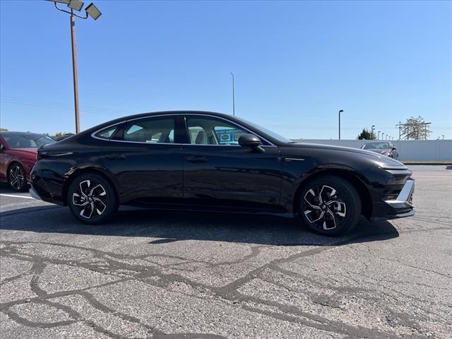 2025 Hyundai SONATA Vehicle Photo in O'Fallon, IL 62269