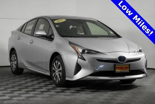 2017 Toyota Prius Vehicle Photo in Puyallup, WA 98371