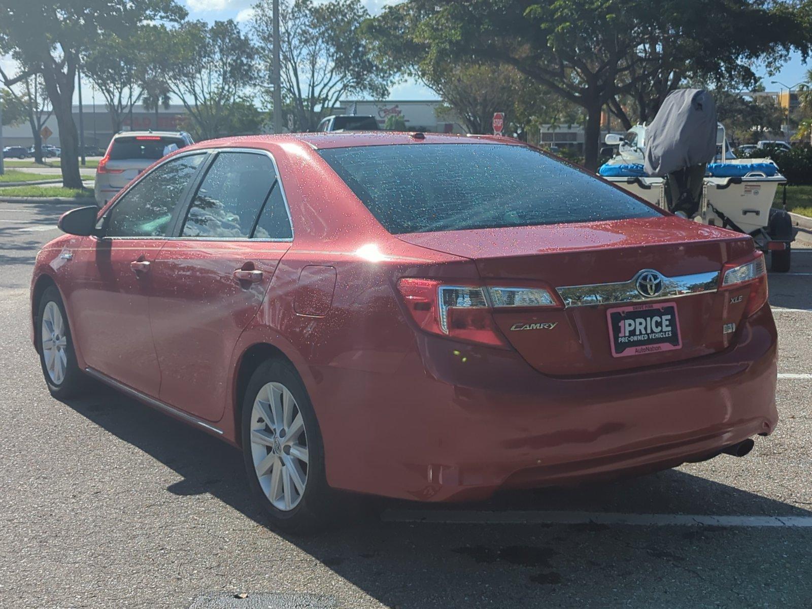 2014 Toyota Camry Hybrid Vehicle Photo in Ft. Myers, FL 33907