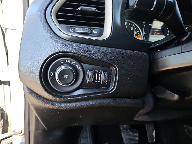 2017 Jeep Renegade Vehicle Photo in San Angelo, TX 76901