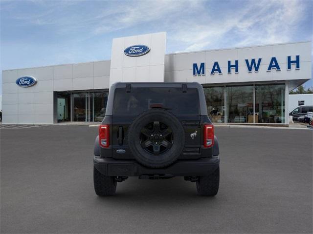 2024 Ford Bronco Vehicle Photo in Mahwah, NJ 07430-1343