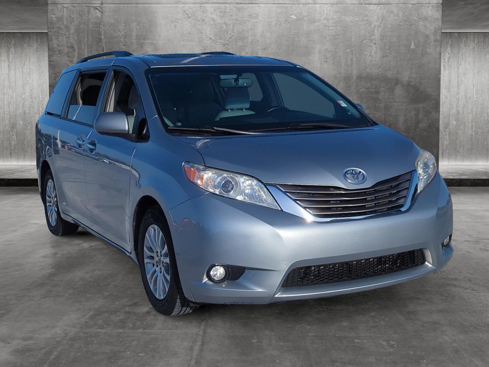 2015 Toyota Sienna Vehicle Photo in Ft. Myers, FL 33907