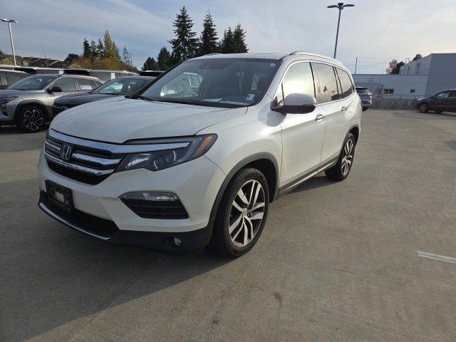 2017 Honda Pilot Vehicle Photo in EVERETT, WA 98203-5662