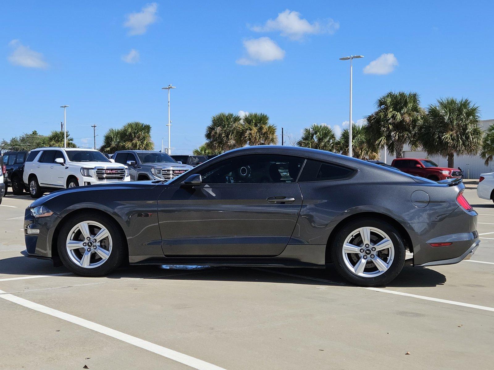 2018 Ford Mustang Vehicle Photo in NORTH RICHLAND HILLS, TX 76180-7199