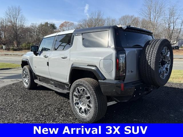 2024 GMC HUMMER EV SUV Vehicle Photo in CHICOPEE, MA 01020-5001