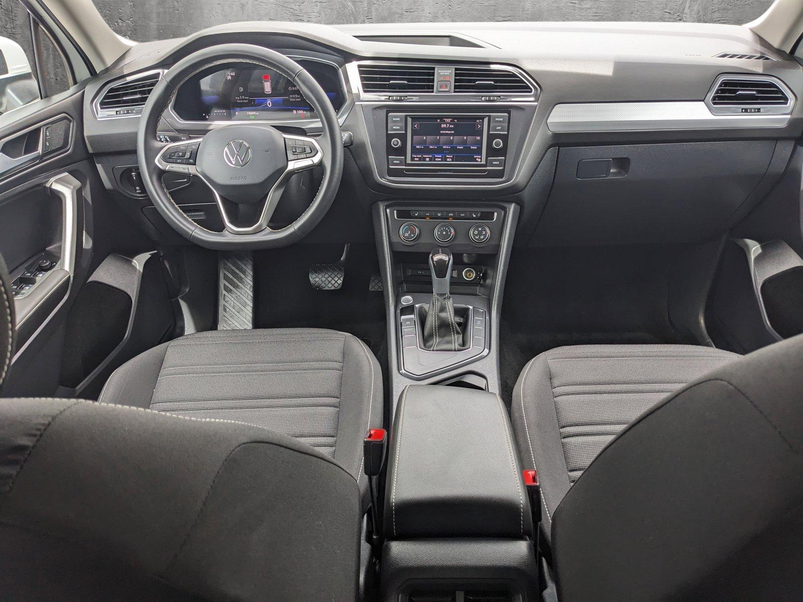 2024 Volkswagen Tiguan Vehicle Photo in HOUSTON, TX 77034-5009