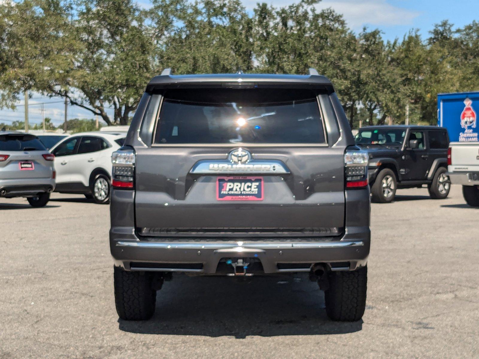 2020 Toyota 4Runner Vehicle Photo in St. Petersburg, FL 33713