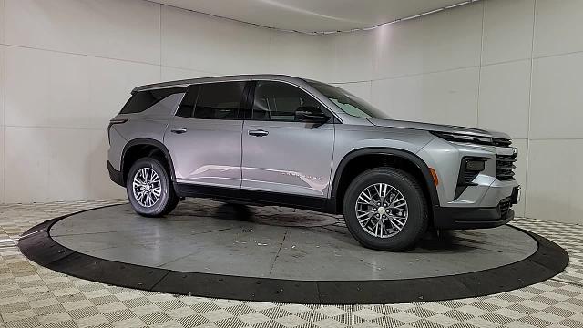 2024 Chevrolet Traverse Vehicle Photo in JOLIET, IL 60435-8135