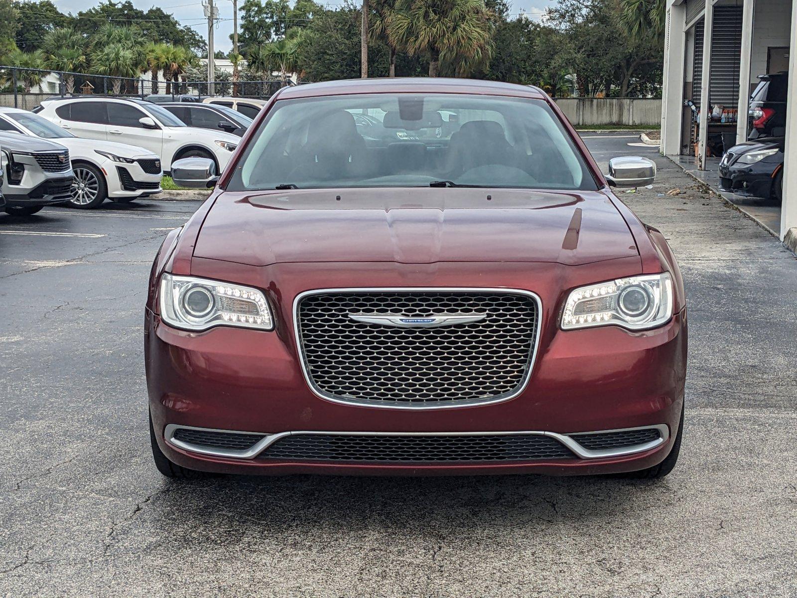 2018 Chrysler 300 Vehicle Photo in WEST PALM BEACH, FL 33407-3296