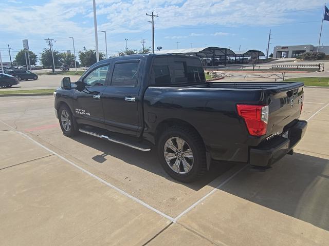 2019 Nissan Titan Vehicle Photo in Weatherford, TX 76087