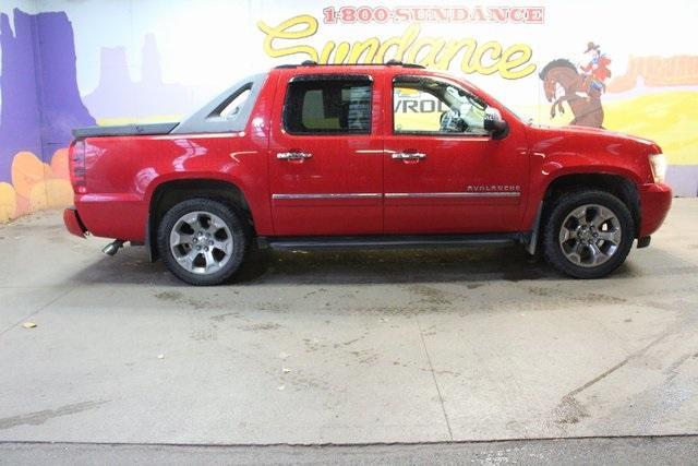 2011 Chevrolet Avalanche Vehicle Photo in GRAND LEDGE, MI 48837-9199