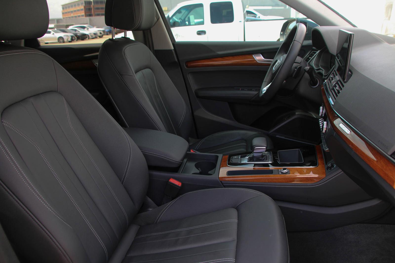 2023 Audi Q5 Vehicle Photo in SUGAR LAND, TX 77478